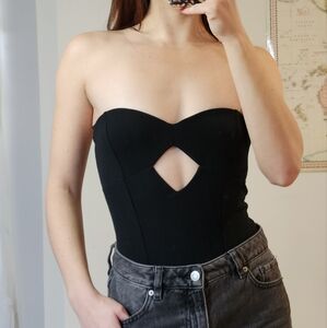 Strapless bodysuit